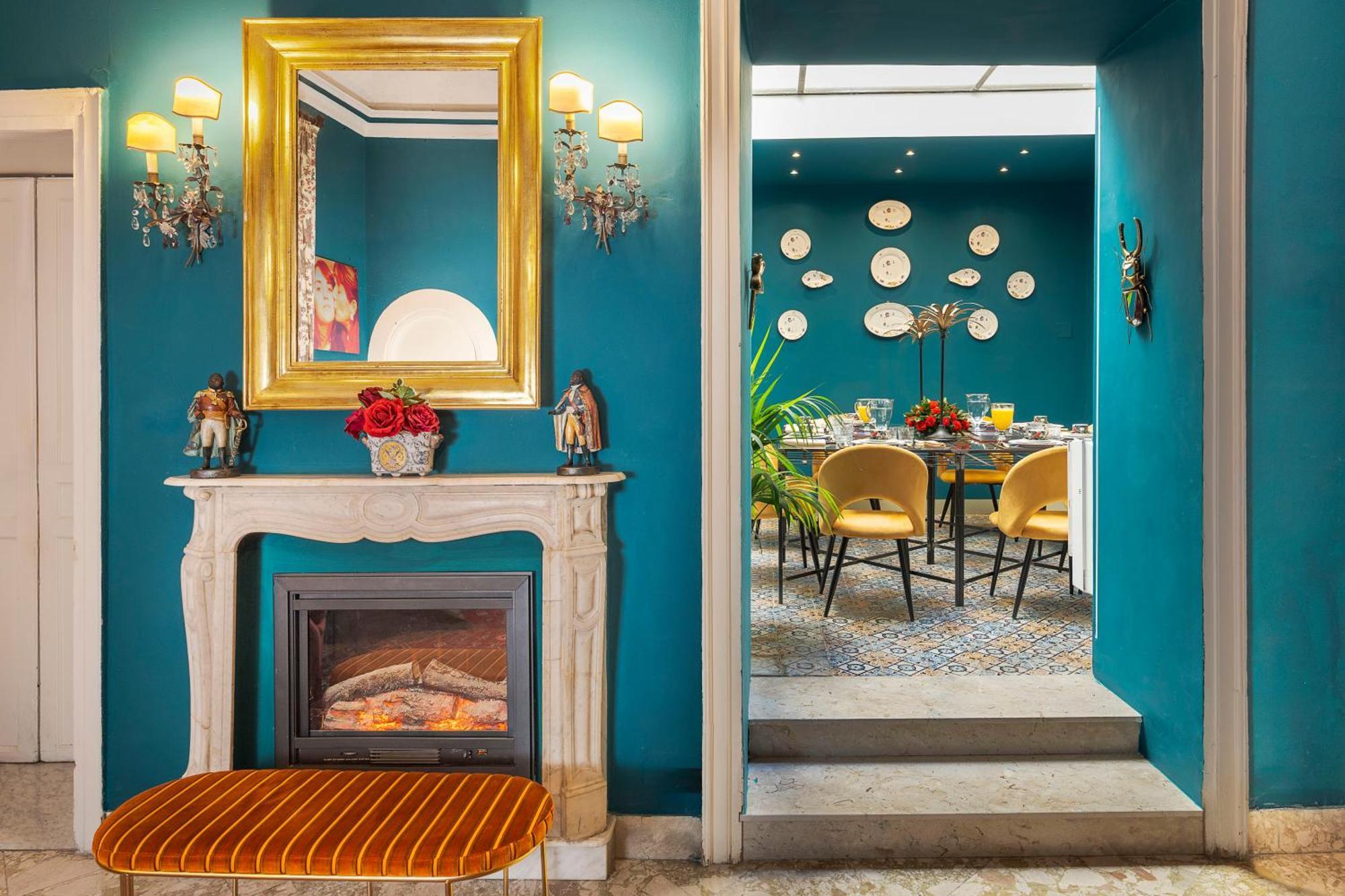 Gasthof Palazzo Arone Dei Baroni Di Valentino 3*